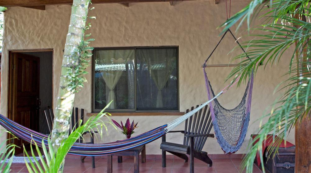 Hotel Caribbean Coconut Cahuita Exterior photo